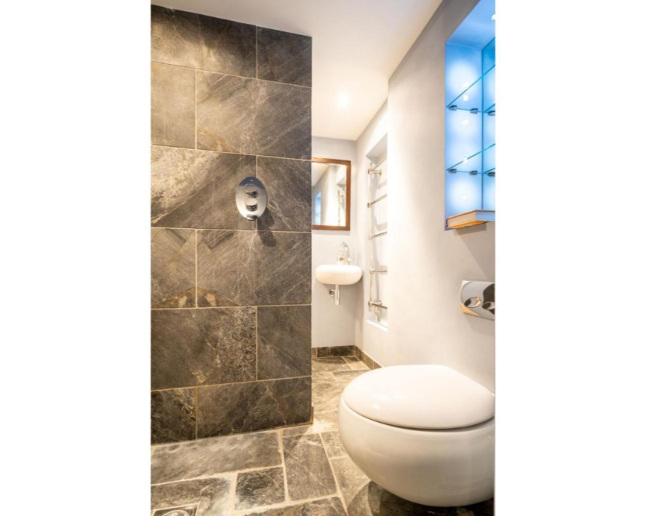 Murphys House - 3 Bed Luxury Central Townhouse Bath Room photo